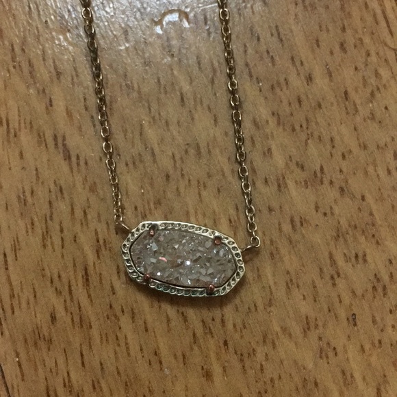 Gold Kendra Scott Necklace - Picture 2 of 3